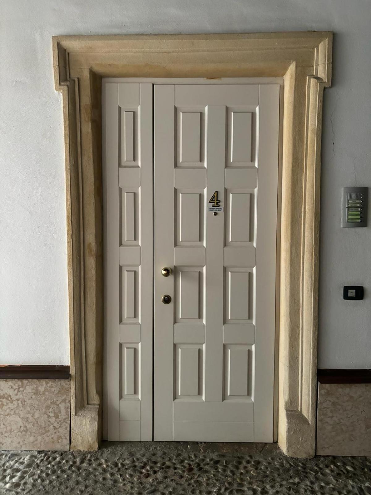 Sanpietro Apartment Verona Bagian luar foto