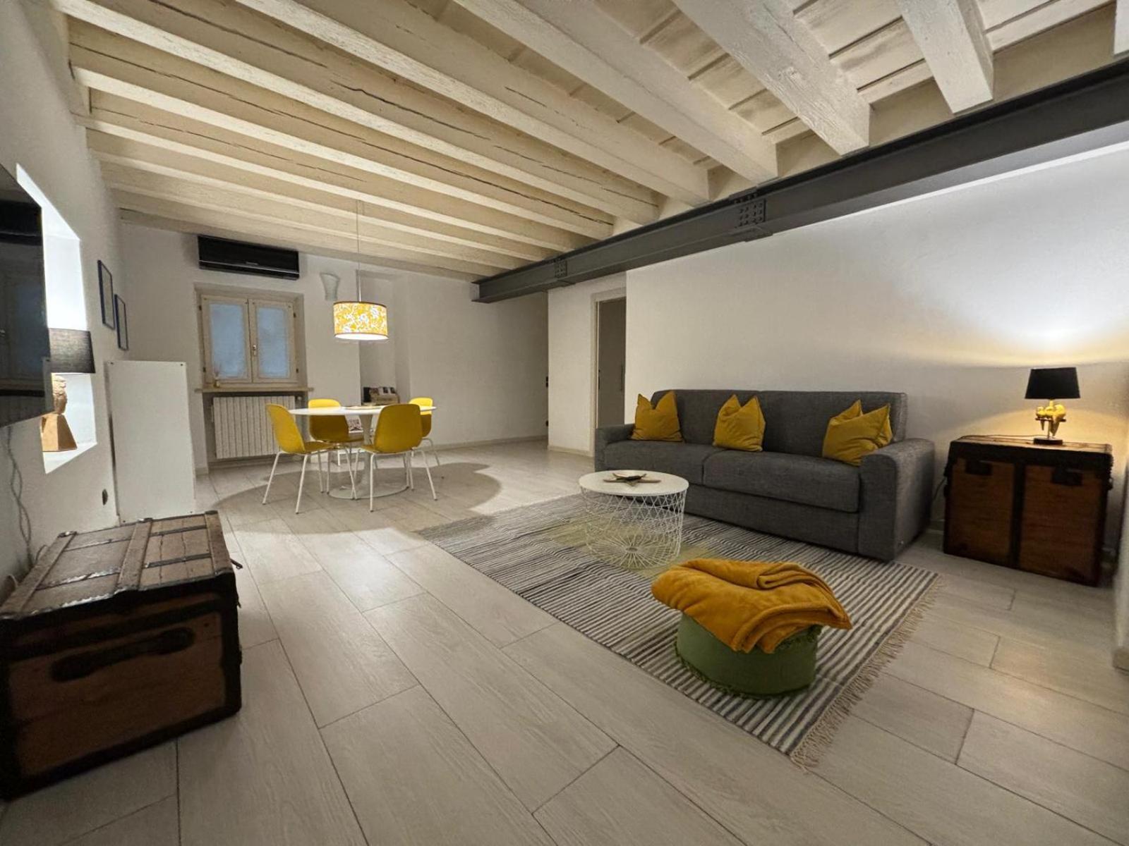Sanpietro Apartment Verona Bagian luar foto